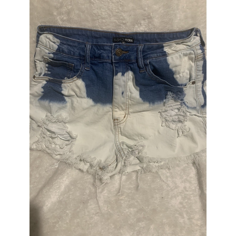 Fashion Nova Size Large Blue And White Distressed Shorts